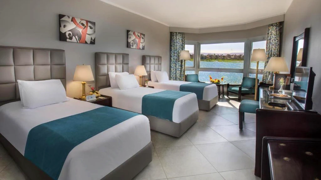 الفندق بيراميزا إيزيس الأقصر - الأقصر